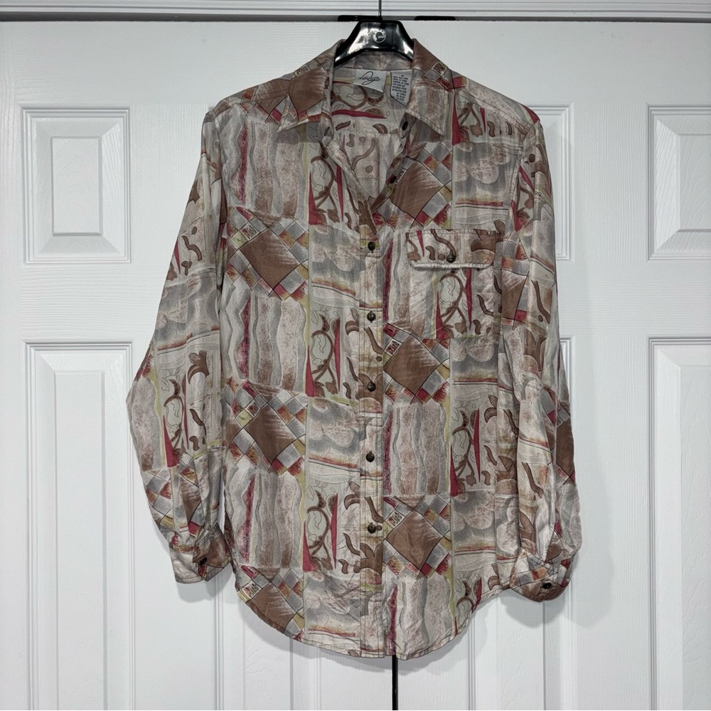 DG Studio 100% Silk Long Sleeve Button Down Blouse Medium